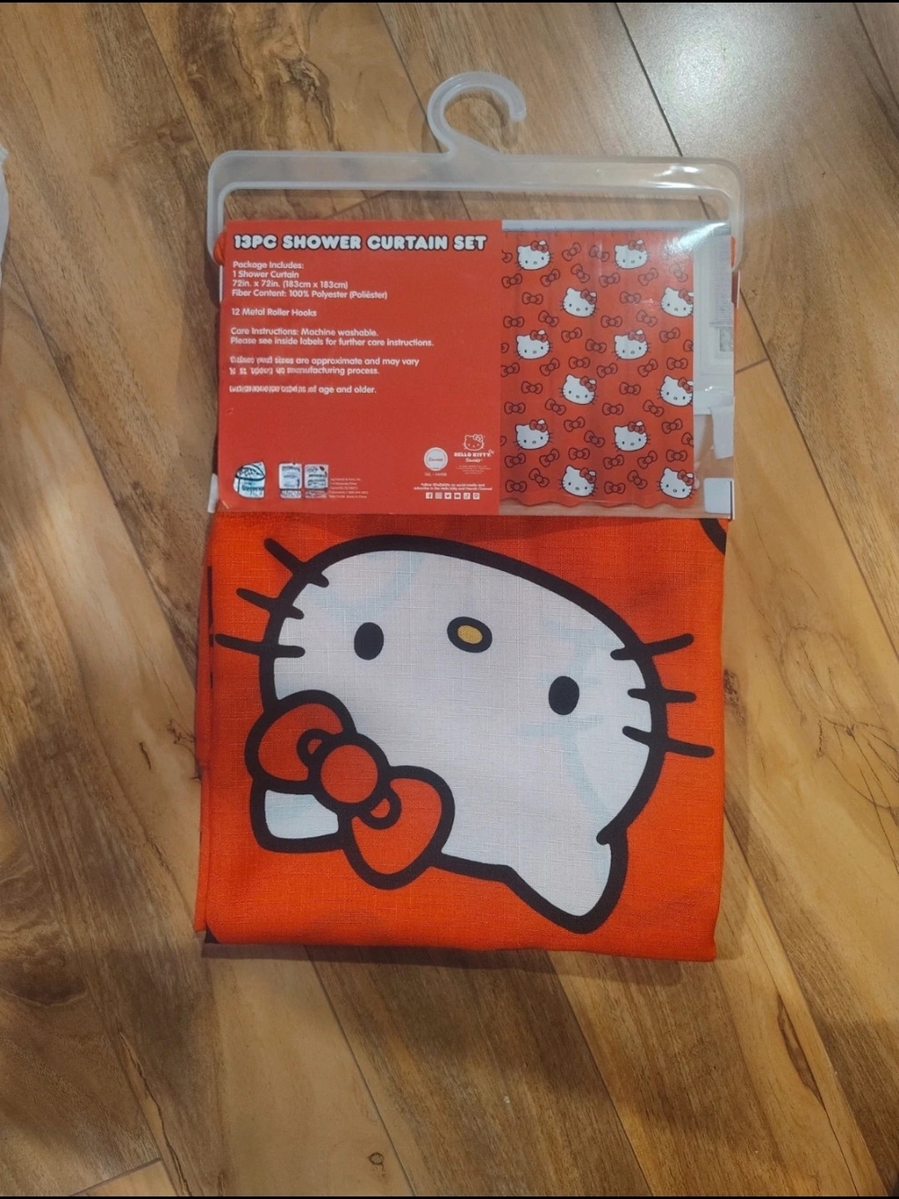 Hello Kitty Curtain Set - Picture 2 of 2